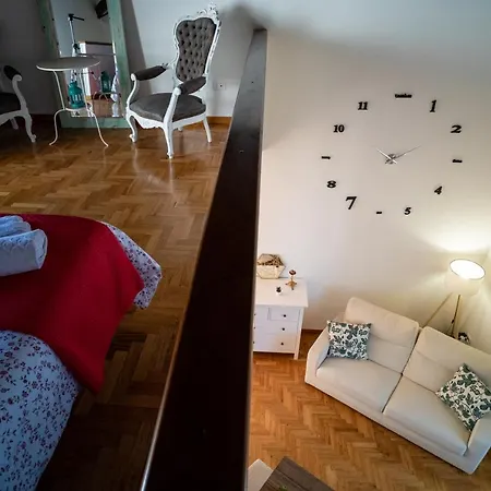 Apartment Cathedral