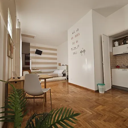 Apartment Cathedral